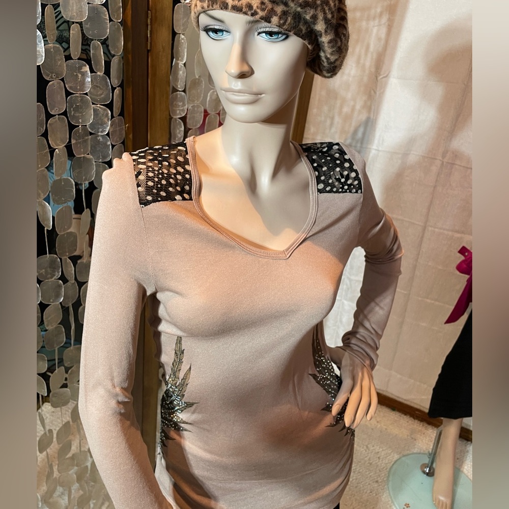 Sheer woven long by sleeve shirt